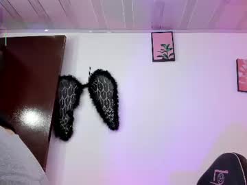 jenaye_tay