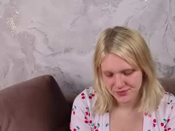lilly_jhonas