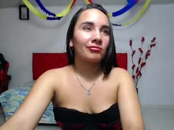 maylin_hornyy19