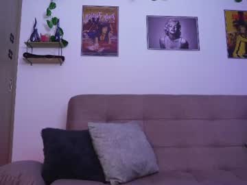 sophiiecums