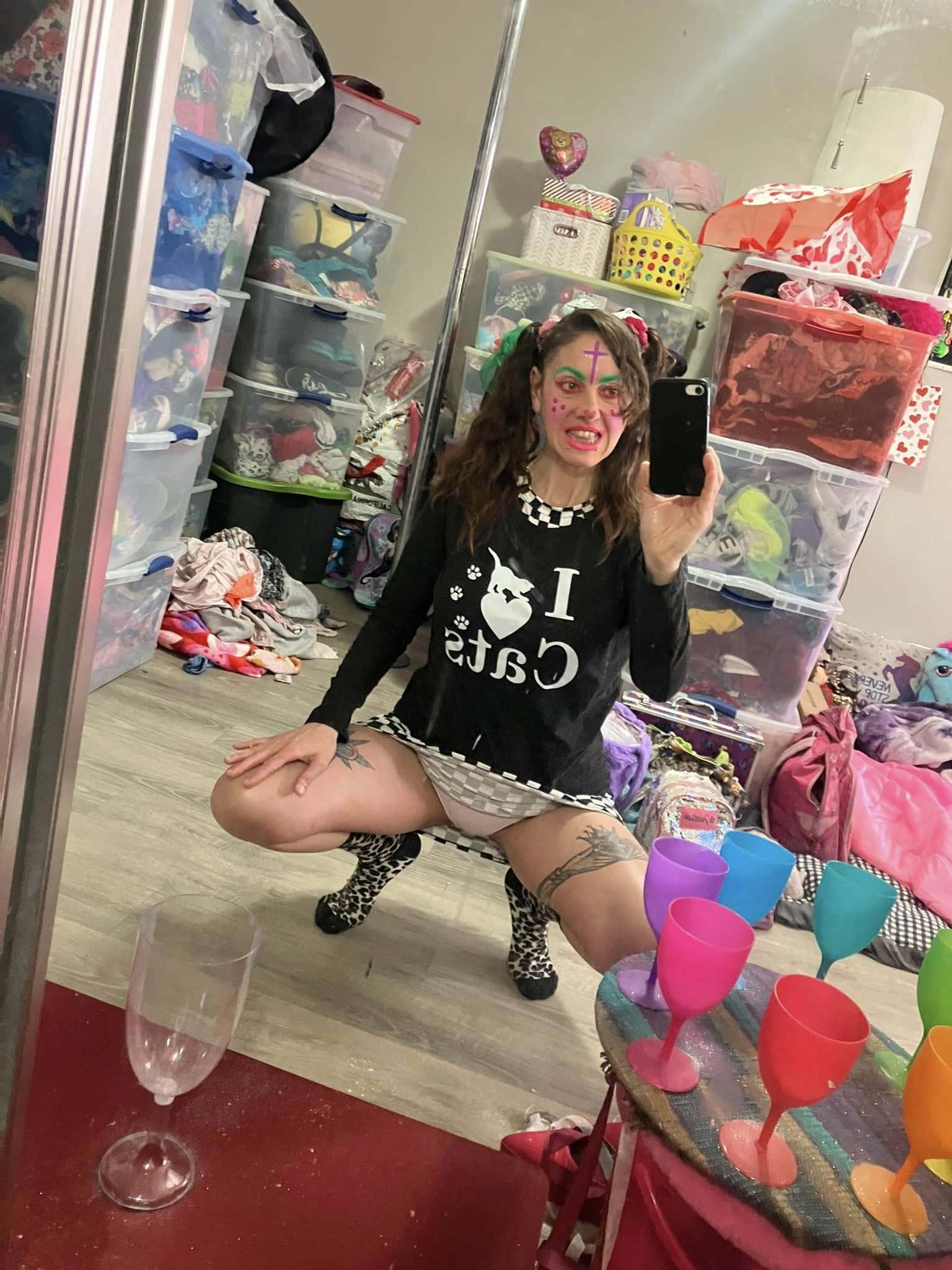 Horny Slut Wants To Get Fucked Big Dick Stranger — 15