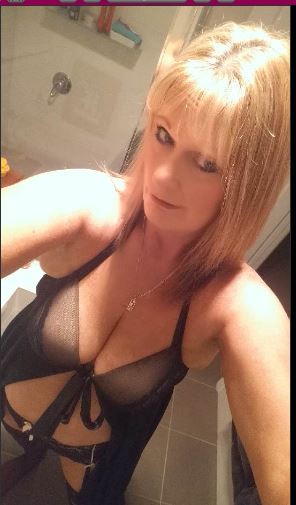 Swinger Wives — 15