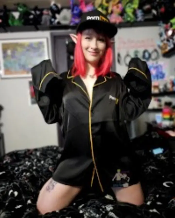 Sexy Little Elfy — 29